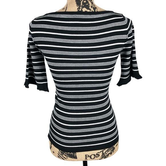 ModCloth NWOT Ruffle Knit Top Stripe Size XXS Half Sleeve Black White Boat Neck - Picture 3 of 8